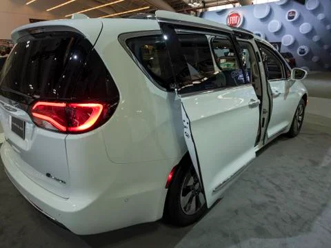Chrysler Pacifica hybrid at the New York International Auto Show 2017 Stock Photos