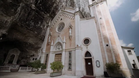 Church in the cliff in Tuscany Stock Footage 255692289