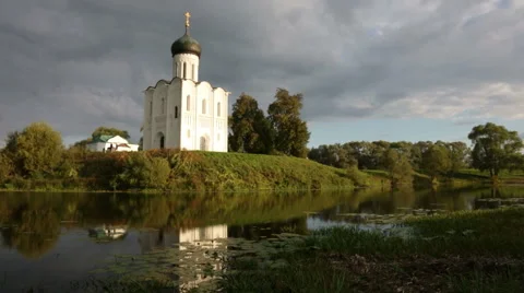 Church of the Intercession of Holy Virgin on Nerl River, Bogolubovo, Russia Stock Footage 46515029