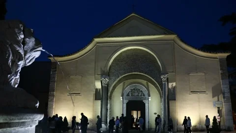 Church of Santa Sofia (St. Sophia) an UNESCO World Heritage Site in Benevento Vídeos de archivo 86231182