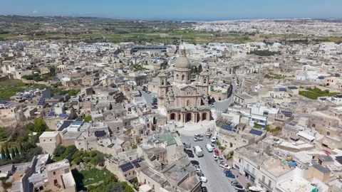Church of St Nicholas Pull Out Parallax Aerial Malta Historic Architecture 4K Vidéo 332893721