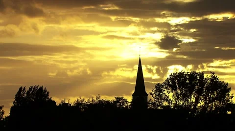 Church with sunset. 動画素材 8654862