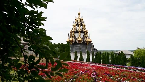 Church of the Transfiguration of the Savior on the territory of the Ust-Medve Vídeos de archivo 220032073