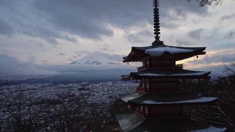 Chureito Pagoda Stockbeeldmateriaal 129724343