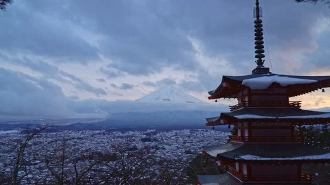 Chureito Pagoda Stockbeeldmateriaal 129724596