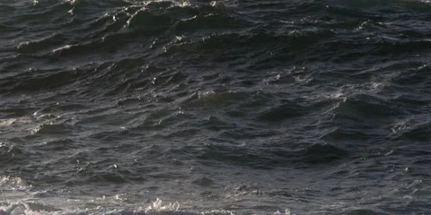 Churning waves exploding close to camera 動画素材 59525276