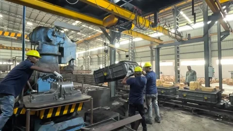 Ci casting manufacturing foundries, railway engines and other industrial parts. Stock Footage 252572941