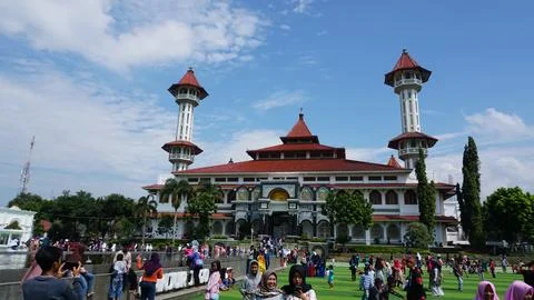 Cianjur, West Java. September 15, 2021, photo of the grand mosque and Cianj.. Foto stock