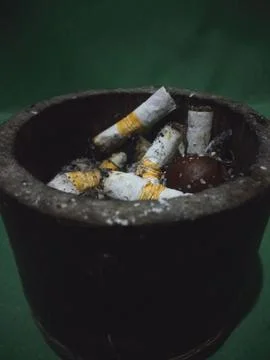 Cigarette butt 스톡 사진