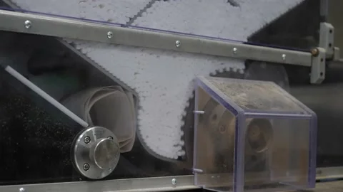 Cigarette machine 库存影片 146070457