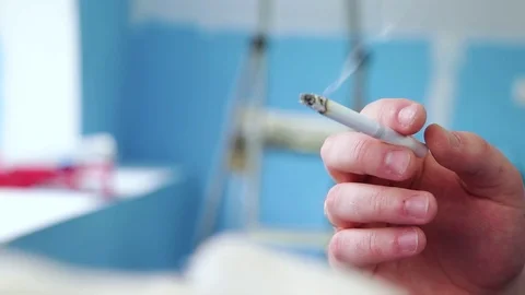 Cigarette in man's hand Video stock 75047069