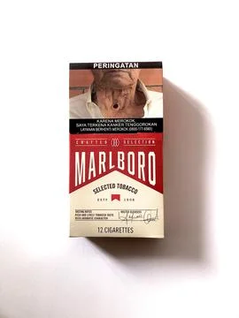 Cigarette 库存照片