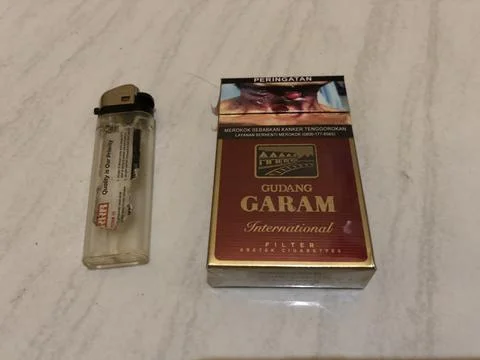 Cigarette 库存照片