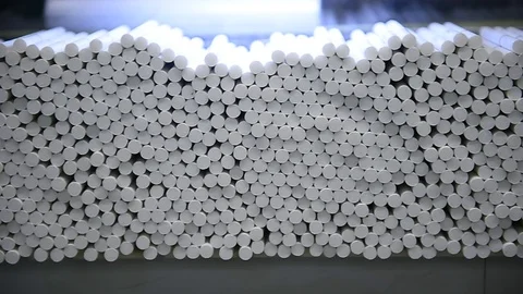 Cigarettes production process inside a modern factory 動画素材 69860985