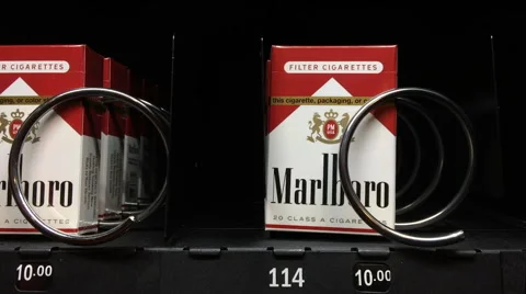 Cigarettes purchased from vending machine 库存影片 51419130