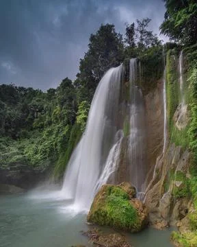 Cikaso waterfall 스톡 사진