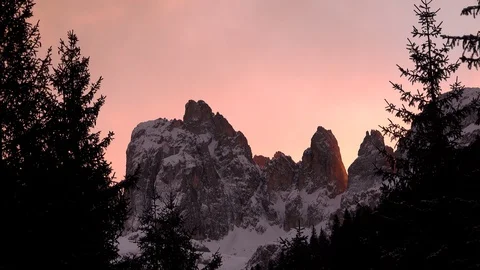 Cimon della Pala at sunset Stock-Footage 128101820