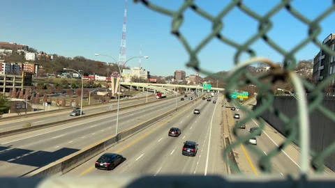 CincinnatiTornFenceFreeway001 库存影片 256950841