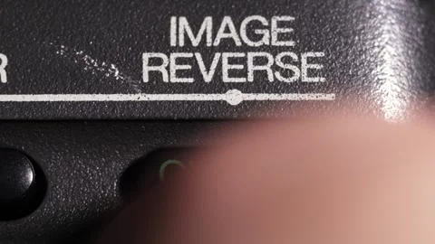 Cinema Button Pressed Under Image Reverse Label Vidéo 332600460