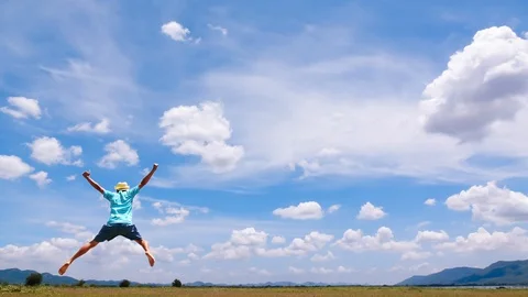 Cinemagraph of a man jumping Stock Footage 108725402
