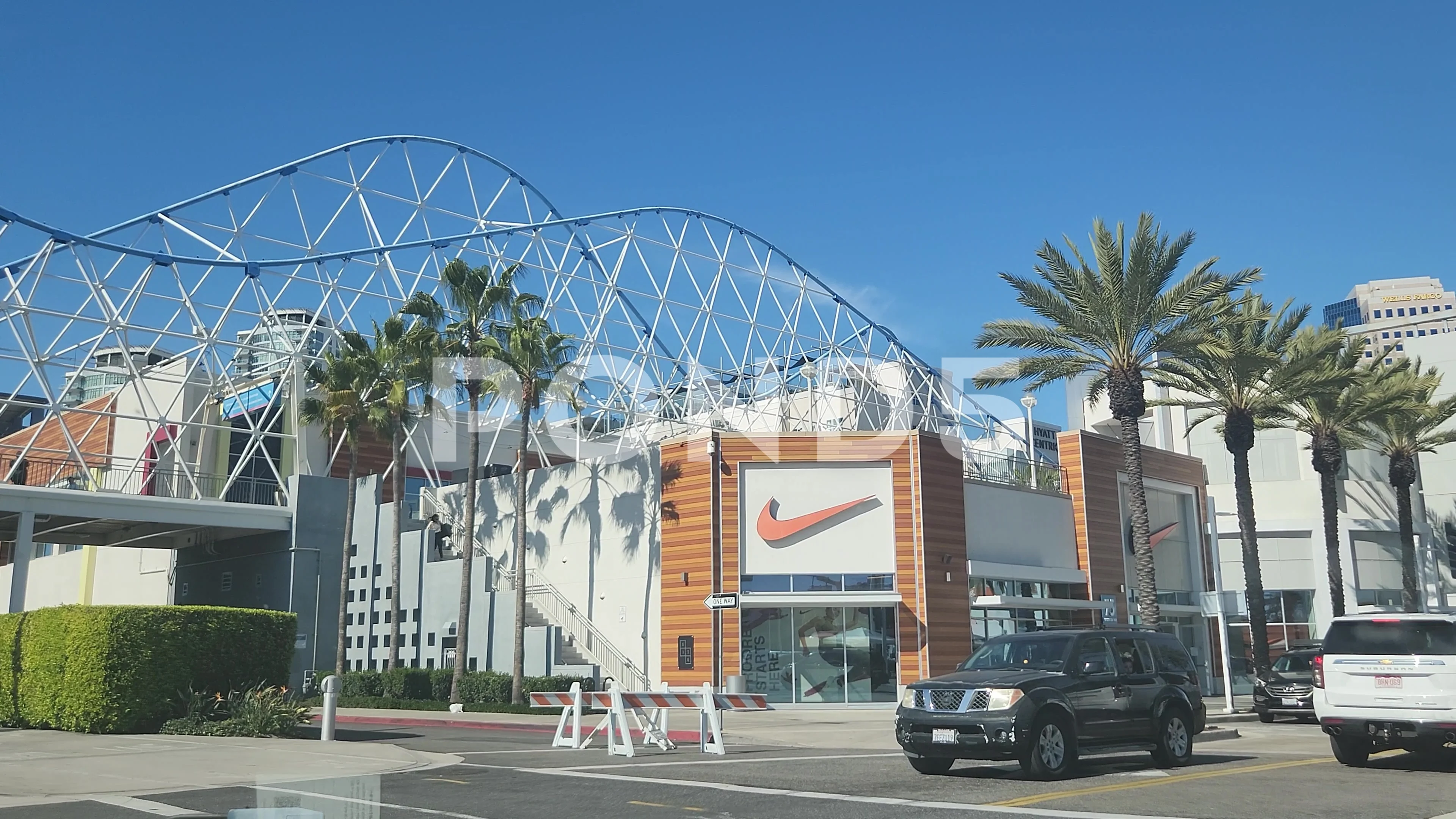 nike outlet the block of orange