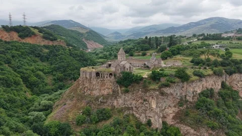Cinematic 4K Drone Flight Above Tatev Monastery in Armenia Surrounded. 库存影片 341979934