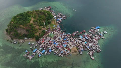 Cinematic Aerial View of Misool Coastline Raja Ampat Indonesia Vídeos de archivo 338030447