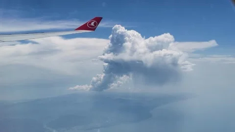 Cinematic air-to-air shot of an wingtip flying. Stock Footage 336931053