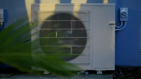 Cinematic air conditioning unit shot 스톡 동영상 87293048