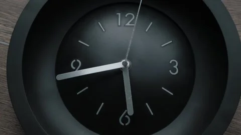Cinematic black analog clock Vidéo 336408427