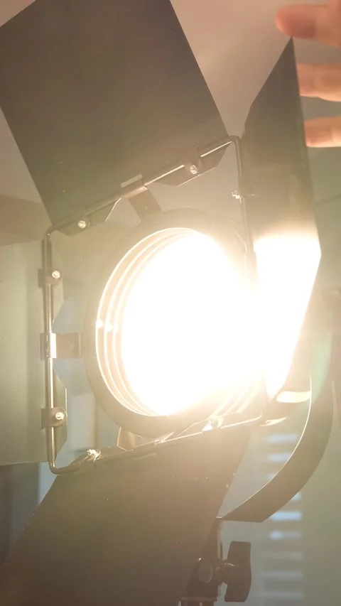 Cinematic Continuous Yellow Light Setup Studio Vertical Video Vídeos de archivo 334880495