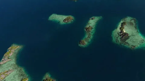 Cinematic Drone Flight Over Tropical Paradise Coastline 4K UHD 動画素材 337469561