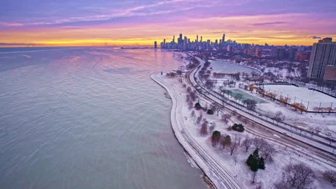 Cinematic drone shot of Chicago's loop area at dawn in winter Stock Footage 332140162