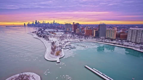 Cinematic drone shot over Chicago’s Loop district in the winter dawn light. Stock Footage 332256708