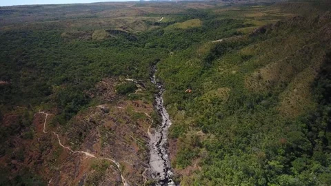 Cinematic Drone View of Chapada dos Veadeiros, Alto Paraíso de Goiás, Brazil Vídeos de archivo 338157809