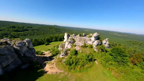 Cinematic FPV drone flight over limestone rocks in Jura region, Poland Stock Footage 337409215