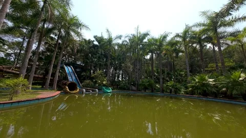 Cinematic FPV Drone Flight Through Abandoned Water Slides in Hue, Vietnam 库存影片 331427803