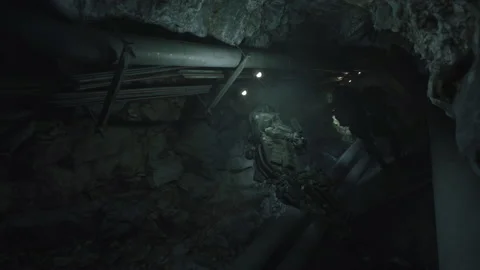 Cinematic Sci-Fi Robot Stealth Raid Maneuver Armed With Guns At Night 01 Vídeos de archivo 201827204