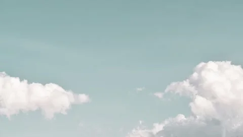 Cinematic sky blank space timelapse background with dispersing clouds in su.. Stock Footage 282793095