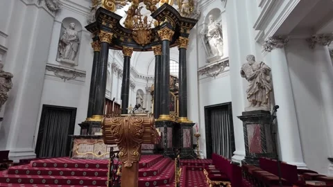 Cinematic Slow Motion Of Main Altar In Fulda Cathedral Video stock 333919892