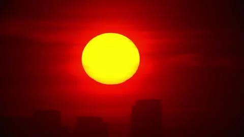 Cinematic sun set timelapse over the city red yellow and orange sky. Hot su.. Stock Footage 277748566