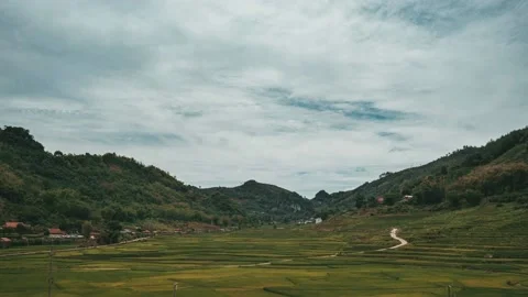 Cinematic Time lapse movement of sky cloudy over the mountain local rice terrace Stock Footage 154956837