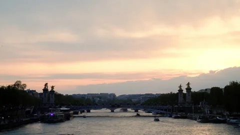 Cinematic Time Lapse view of the Pont Alexandre III bridge during spring sunset Stock Footage 321898839