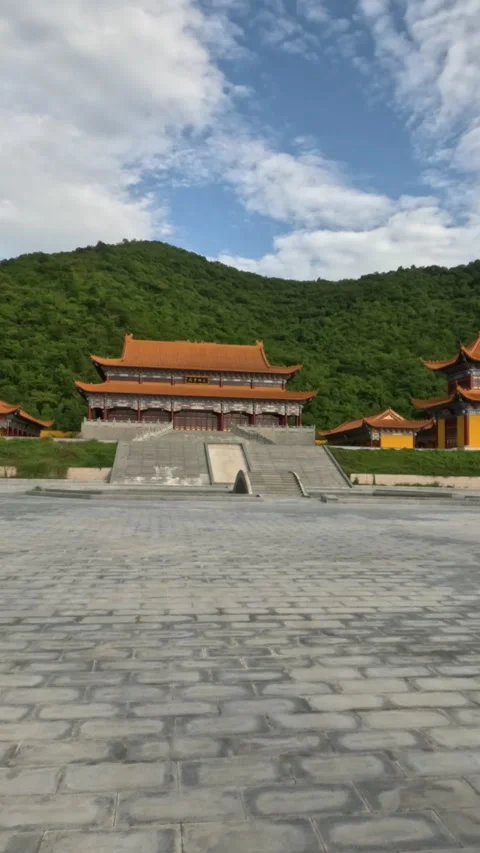 Cinematic View of Chinese Temple Complex and Pagodas in Phnom Sruoch Stock Footage 342139812