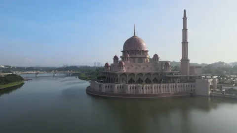 Cinematic View of Putra Mosque and Government Building in Putrajaya Stock Footage 147932746