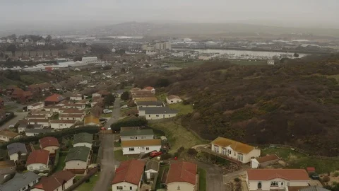 Cinematic view from top of the cliff to beach Video stock 123678005