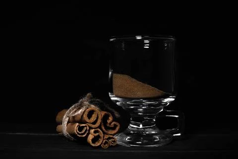 Cinnamon in a glass Foto stock