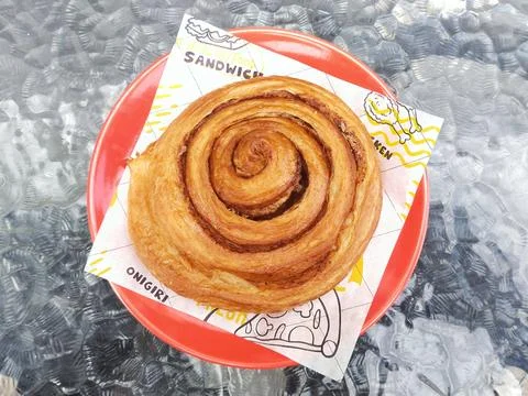 Cinnamon roll Stock Photos