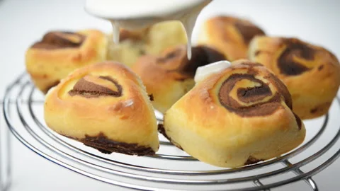 Cinnamon rolls Video stock 85664060