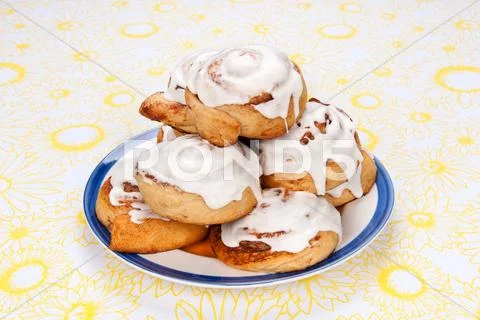 Cinnamon rolls Stock Photos